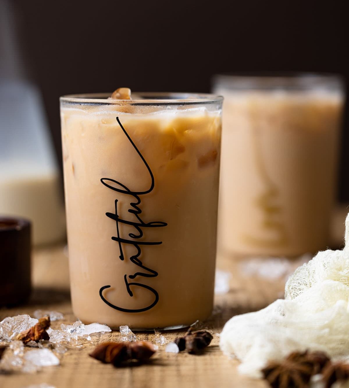 Iced Dirty Chai Latte - The Healthful Ideas