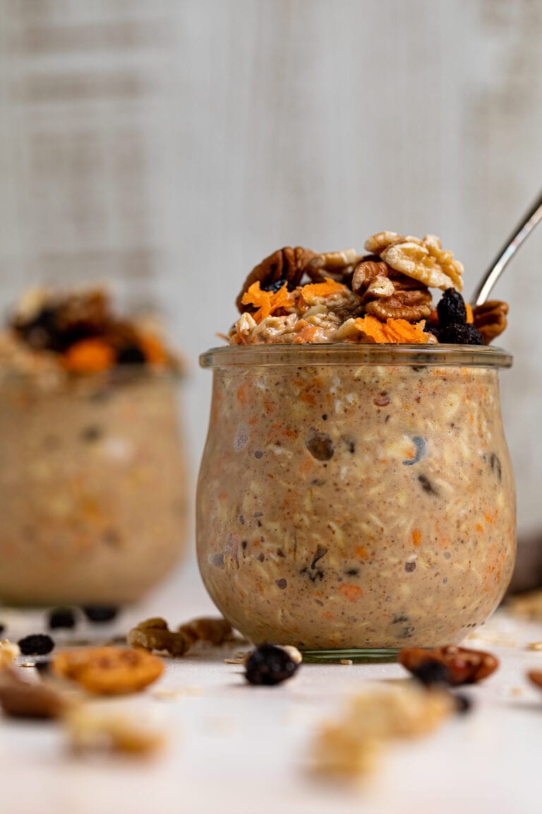 Spiced Carrot Cake Overnight Oats | Orchids + Sweet Tea