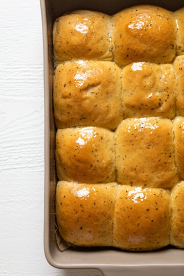 My Hubby’s Hot Honey Garlic Dinner Rolls | Orchids + Sweet Tea