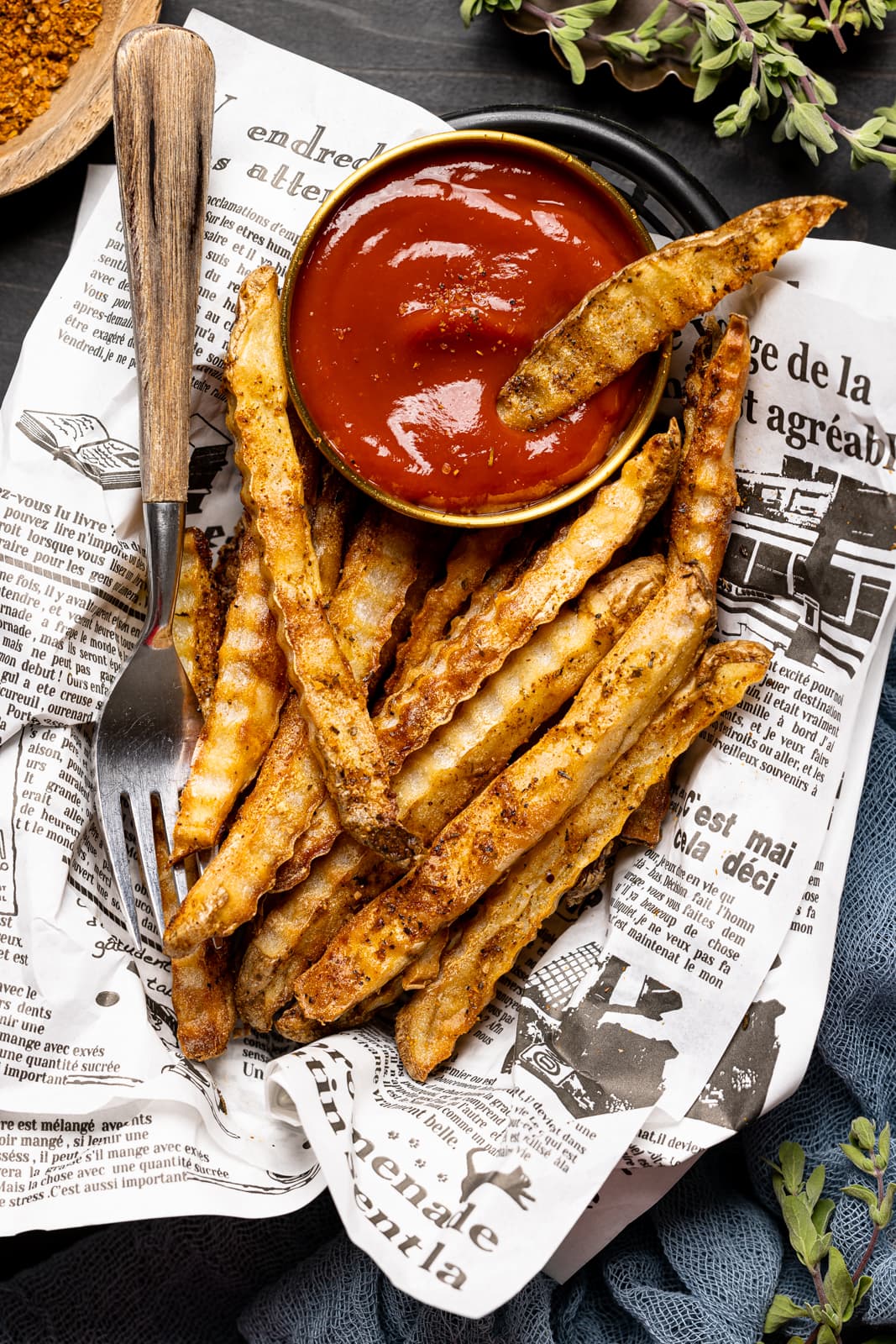 Frozen Crinkle Fries in Air Fryer - Fork To Spoon