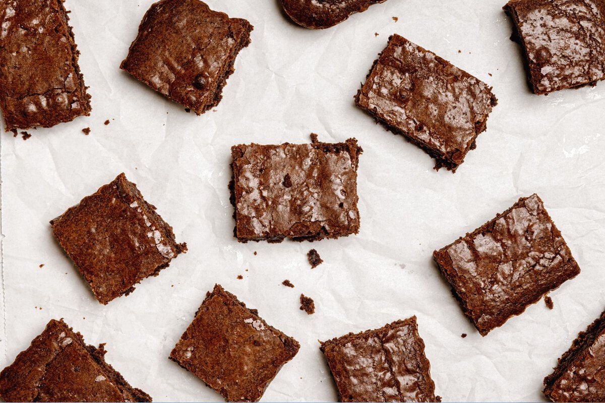 Chocolate brownies pre cut.